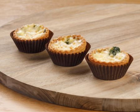 МИНИ КИШ СЪС СПАНАК И СИРЕНЕ