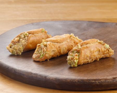 МИНИ КАНОЛИ С ПИСТАЧО И ШАМ ФЪСТЪК